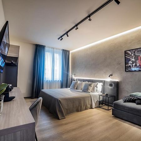 Corso 84 Luxury Suites Pescara Kültér fotó