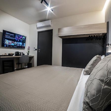 Corso 84 Luxury Suites Pescara Kültér fotó