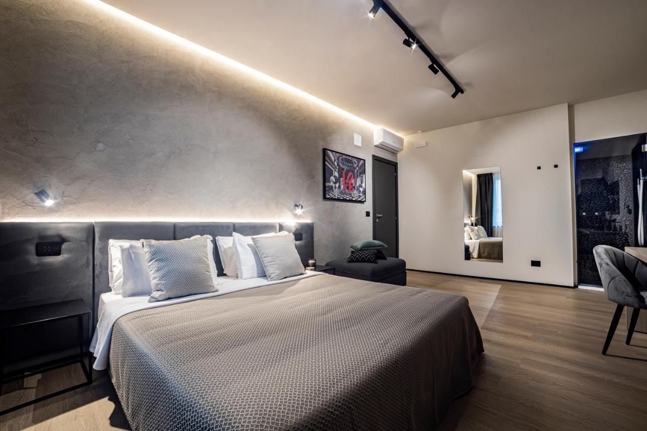 Corso 84 Luxury Suites Pescara Kültér fotó