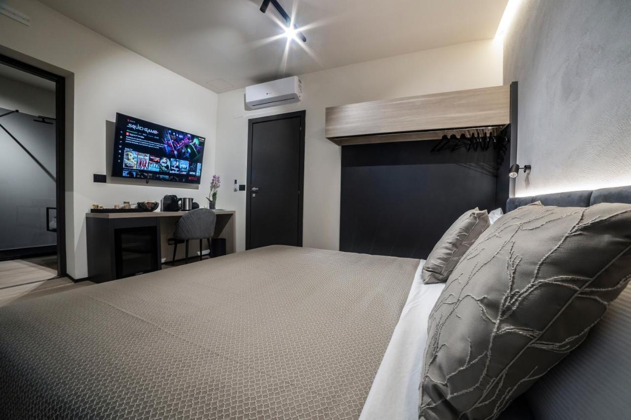 Corso 84 Luxury Suites Pescara Kültér fotó